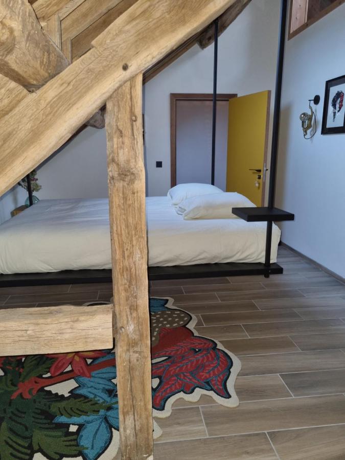 Cerf, Ouvre-Moi B&B Rochefort Esterno foto